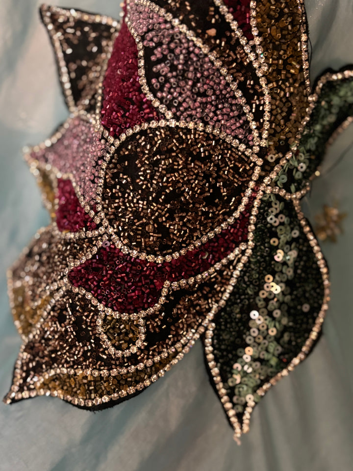 Pariza - Lotus Embroidered Suit Set