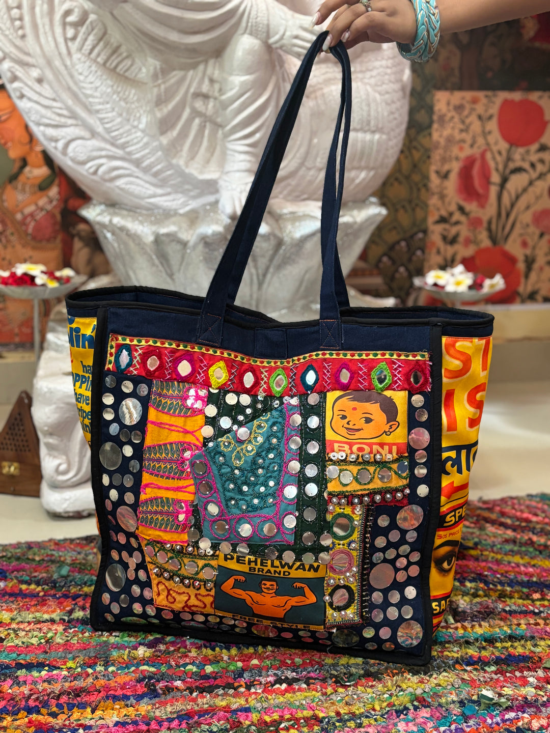 Vintage Pop Art Tote Bag – Mirror Work & Embroidery Matchis collection