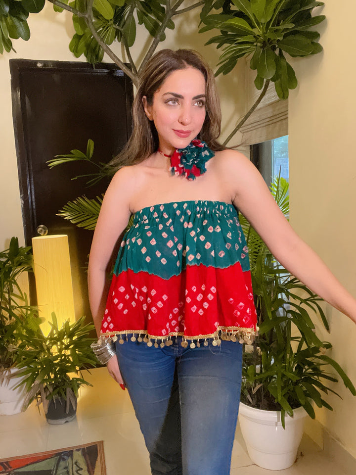 Bijli Bandhini Tube Top With Choker