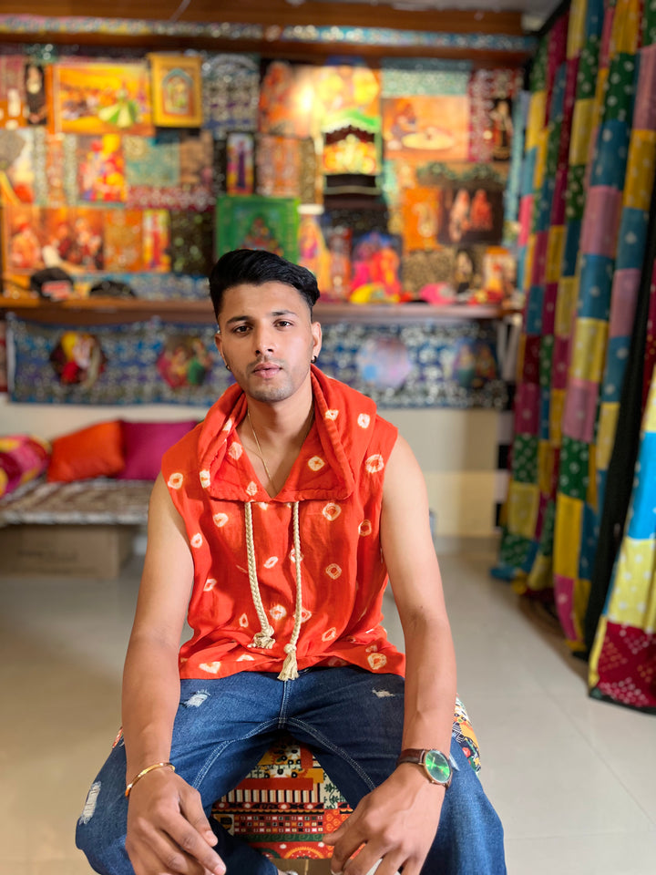 Men Orange Bandhani Sleeveless  shirt with hood