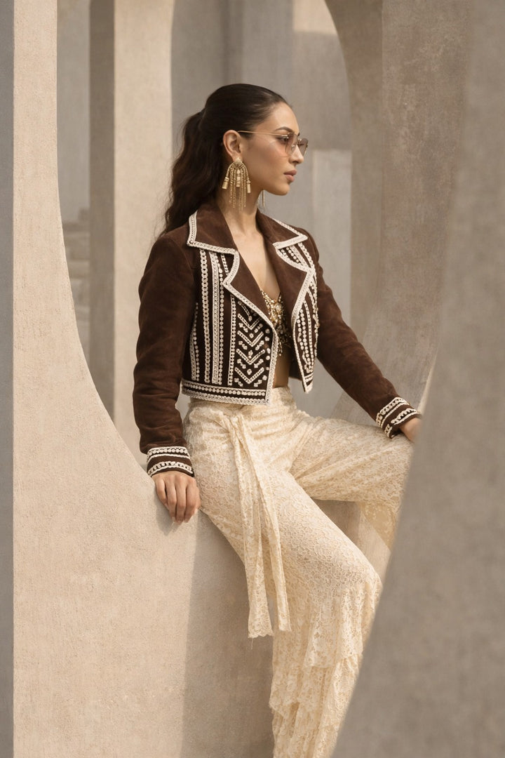 Sand & Lace