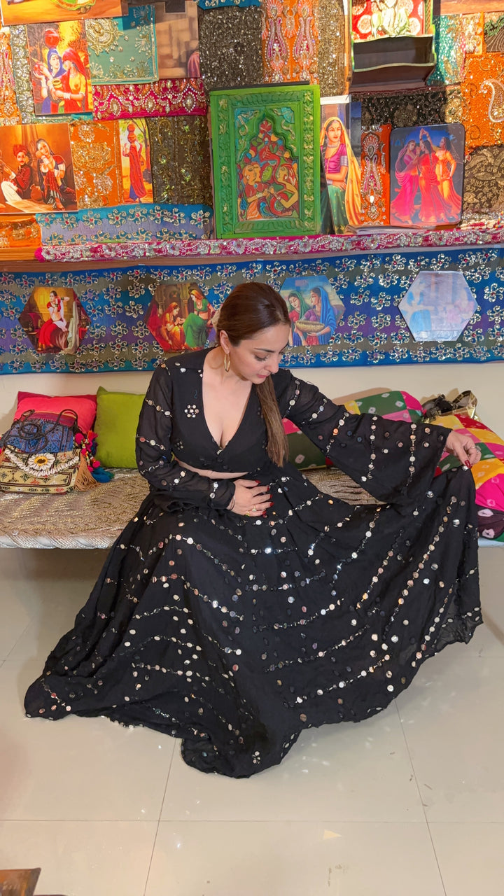 Noor-e-Kaala Mirror Embroidered Multi-Style Lehenga Set - banjaratrail