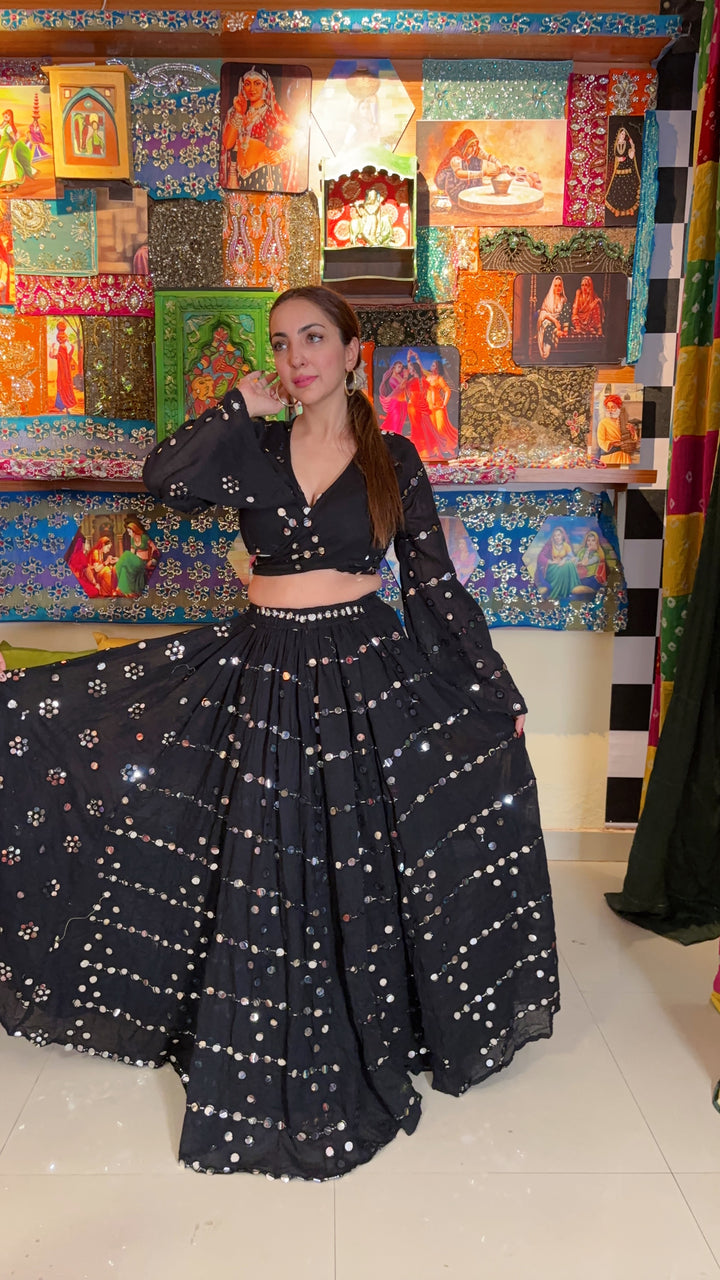 Noor-e-Kaala Mirror Embroidered Multi-Style Lehenga Set - banjaratrail