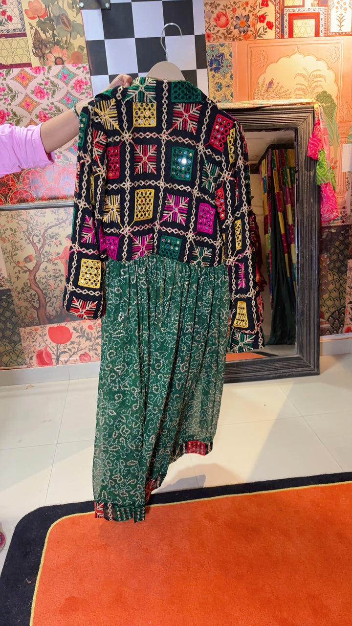 Phulkari ; Bandhani Flared Shrug – Multicolor Variants