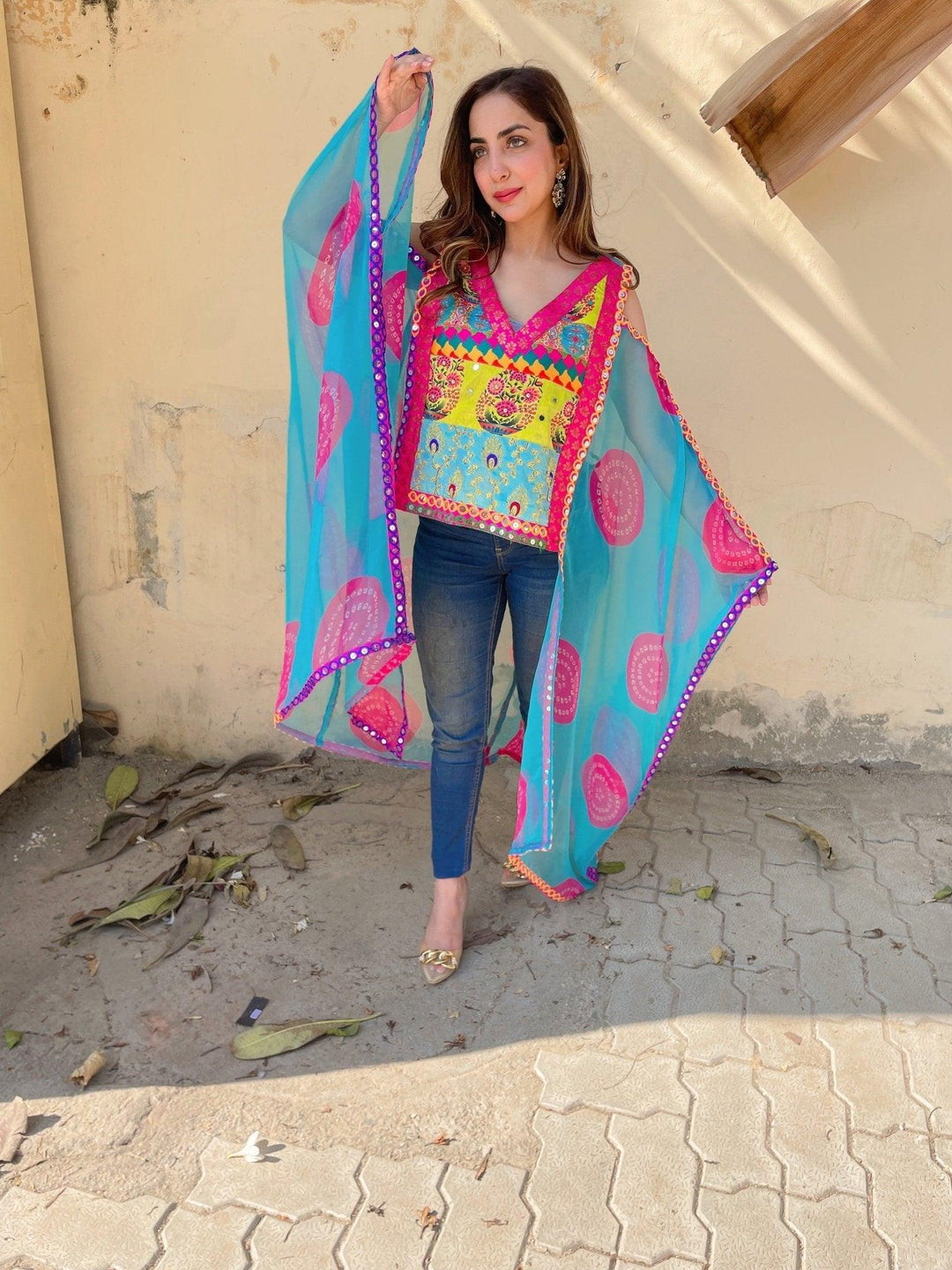 Aasmani Kaftan Top - banjaratrail