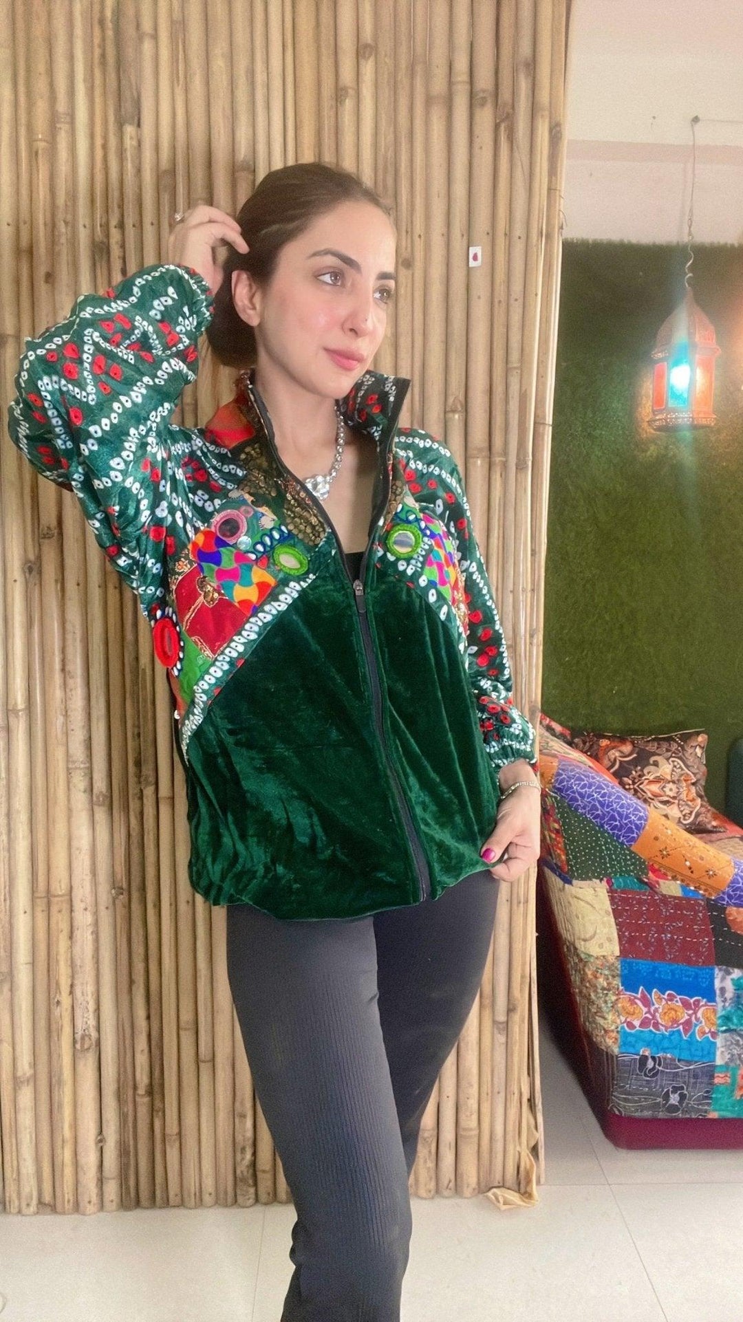 Banjara velvet hoodie green & red - banjaratrail