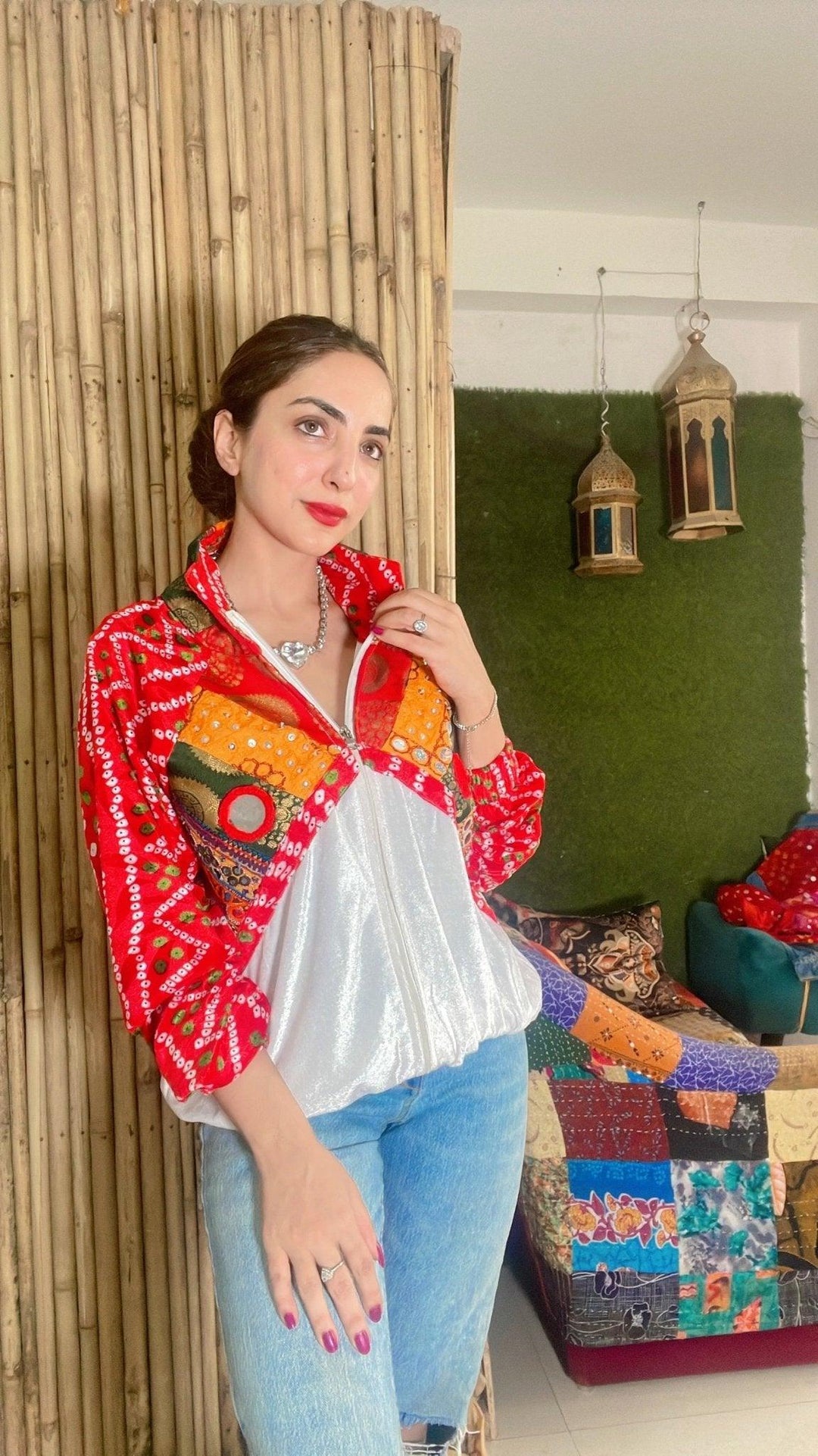 Banjara velvet hoodie white& red - banjaratrail