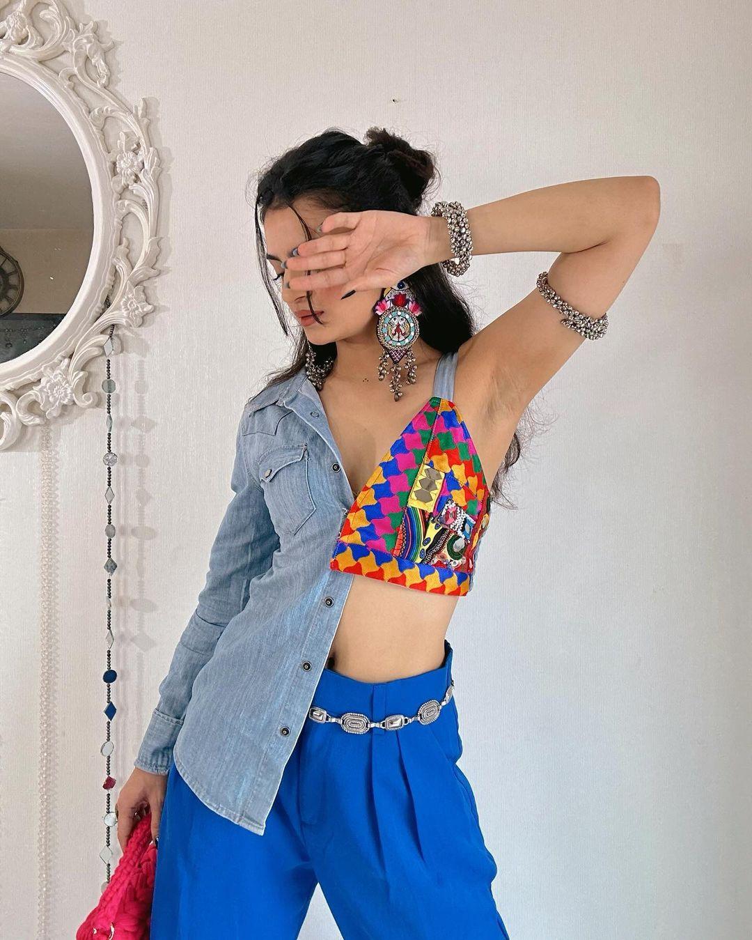 Denim Diva - cut out shirt - banjaratrail