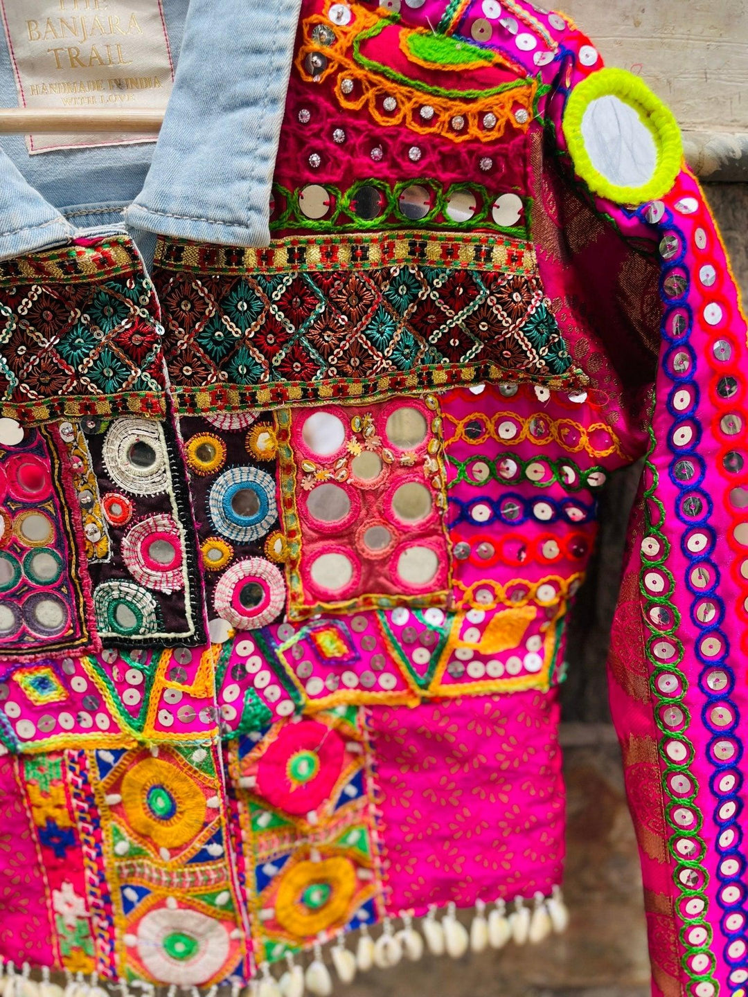 Gulabi Nazakat Banjara Crop Jacket - banjaratrail