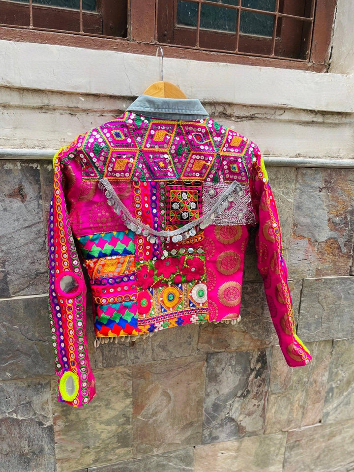 Gulabi Nazakat Banjara Crop Jacket - banjaratrail