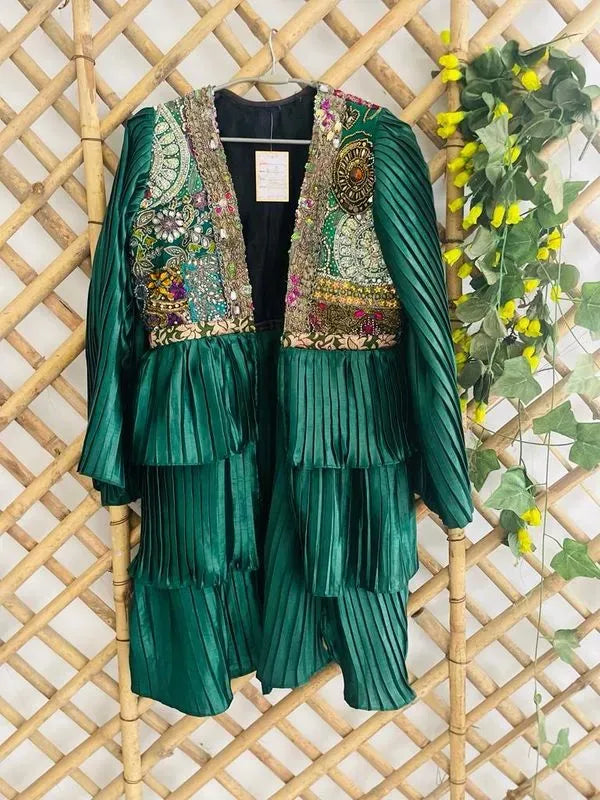 Green pleated jacket with scarf