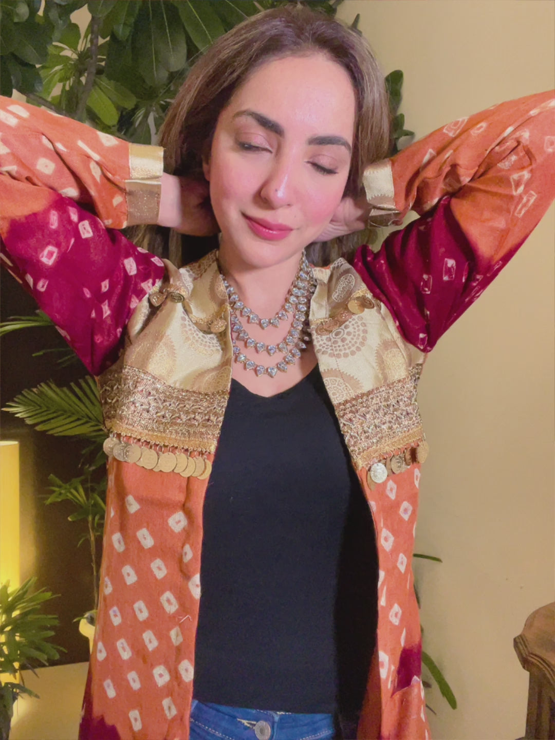 Kumkum Bandhini shrug