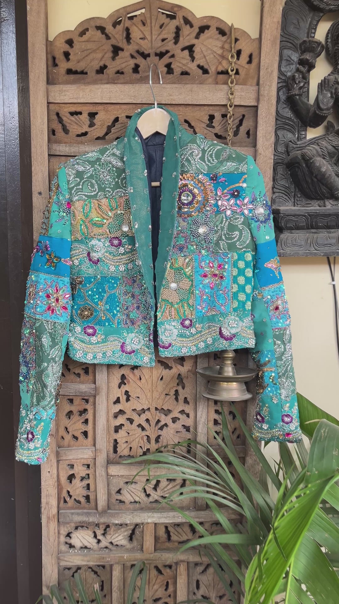 Inaaya jacket